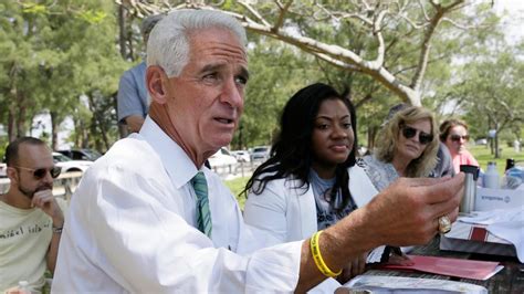 U S Rep Charlie Crist Meets With Cuban Democrats In Miami Miami Herald