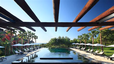 Barceló Asia Gardens Hotel & Thai Spa | Condé Nast Traveler