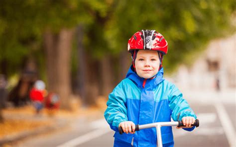 Road Safety Preschool Activities: Traffic Signals for Kids