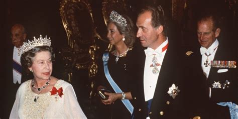 Cu L Es El Parentesco Entre La Reina Isabel Ii Y Juan Carlos I De Espa A