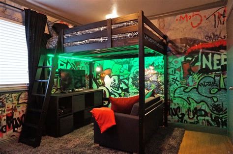 Back To Dream Bedroom Makeovers Gamer Bedroom Bedroom Loft Remodel Bedroom