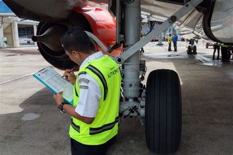 Kemenhub Lakukan Inspeksi Pesawat Di 38 Bandara ANTARA News