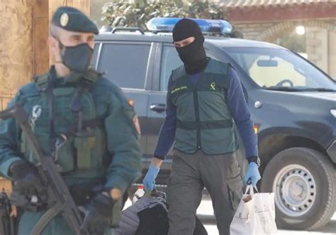 El teniente de la Guardia Civil acusado de soplar información a los