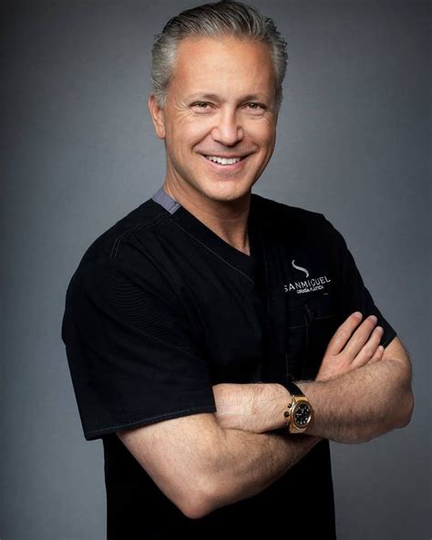 dr manuel sanmiguel  doctor picture plastic surgeon army pics