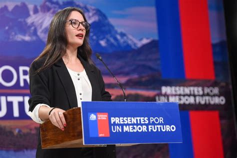 Busca hacer borrón y cuenta nueva ministra Vallejo rechaza proyecto