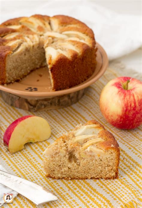 Torta Di Mele Con Farina Integrale Impasto Con Yogurt Senza Burro