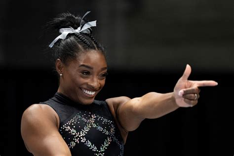 Ginasta Simone Biles Conquista Oitavo T Tulo Dos Eua E Bate Recorde De