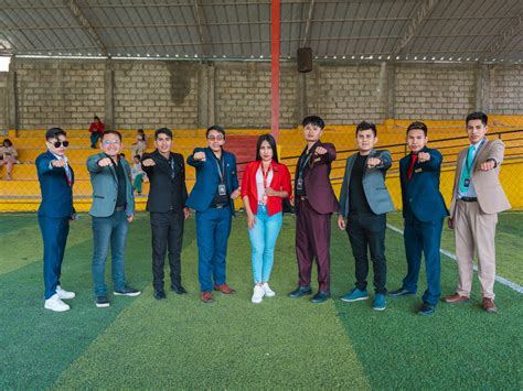 Dennis Tapia - Coach - MAÑANA NADIE SABE!! Un día estamos, al otro no y