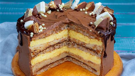 Tort Kinder Bueno White Ciasto Kinder Bueno I Love Bake Leah Zimmermann