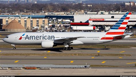 N An American Airlines Boeing Er Photo By Omgcat Id