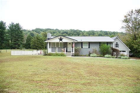 Explore The Most Recent Knoxville Homes For Sale Zillow Listings To Find Your Perfect Family House Today 21