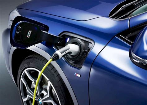 BMW iX2 EV not expected before mid-2024 [Update]