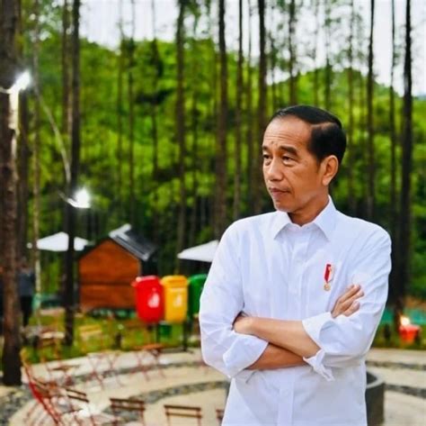 Presiden Jokowi Tinggalkan Kampung Halaman Hadiri Pengumuman Ganjar