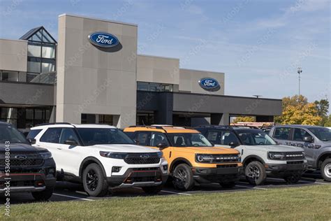 Ford Car, SUV and Pickup Truck dealership. Ford manufactures the F-150 ...