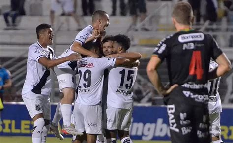 Ponte Preta Bate O Brusque E Vence A Segunda Na S Rie B Segundona