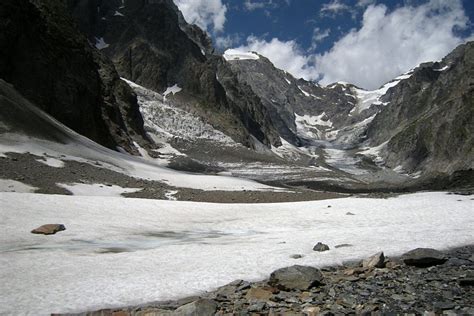 Monte Bianco Il Ghiacciaio Del Miage Sprofonda Metro L Anno Montagna TV