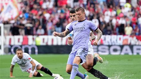 Bundesliga Kroos Zu Bayern Beben Ein Bisschen Bedenklich