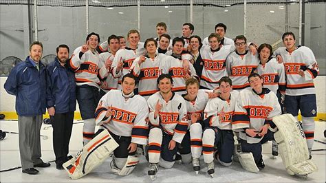 Oprf Edges Lyons Township To Win Founders Cup Championship Oak Park