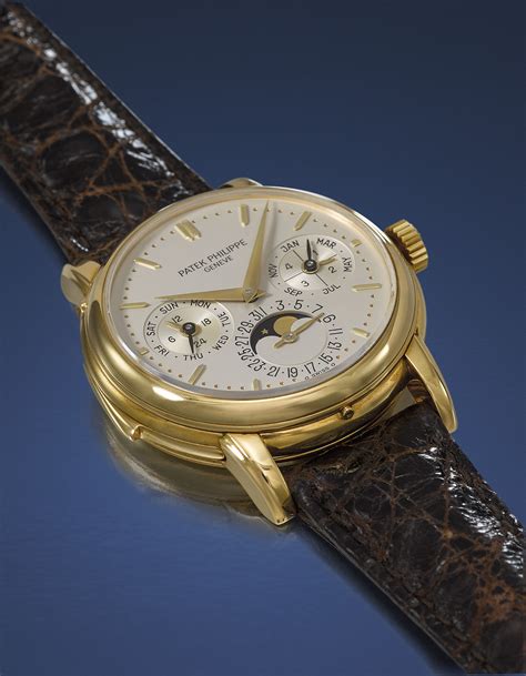 Patek Philippe An Extremely Fine And Very Rare 18k Gold Automatic