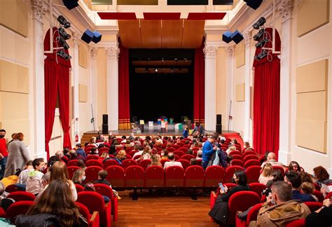 La Sand Art Di Mauro Masi Protagonista Il Dicembre Al Teatro