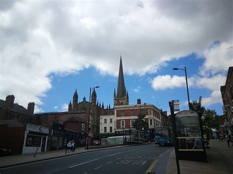 Public Transport Guide to Wakefield Kirkgate Station 1