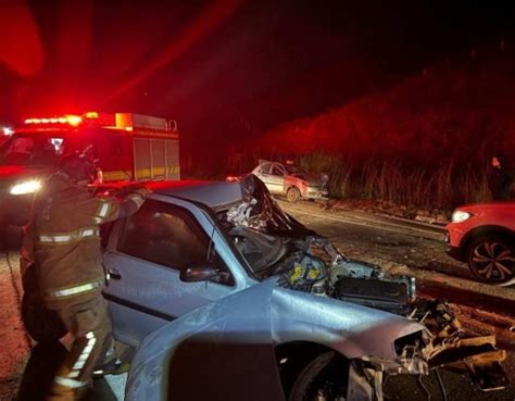 Uma Pessoa Morre E Cinco Ficam Feridas Em Acidente Na Zona Da Mata