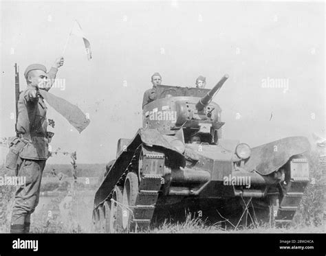 Photo Russian Tank Hi Res Stock Photography And Images Alamy