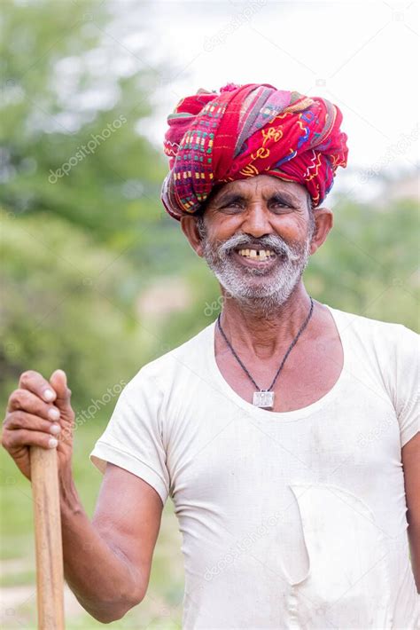 Jawai Rajast N India Septiembre De Retrato De Un Anciano Del