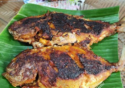 Resep Ikan Bawal Bakar Oleh Henie Wied Cookpad