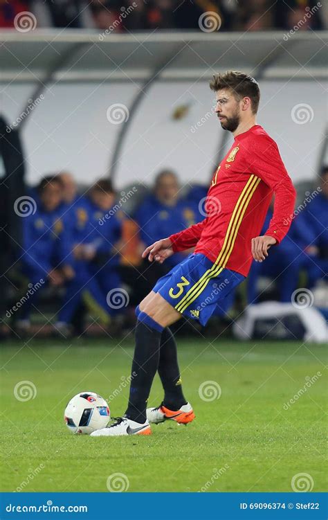 Gerard Pique Editorial Stock Image Image Of Fifa Champion 69096374