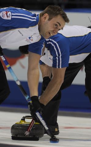 Curling Canada | House Call: Six Ways to Be a Better Sweeper