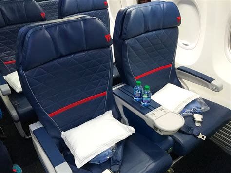 Boeing 737-800 Seating Delta | Brokeasshome.com