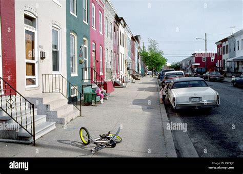 1990s Street Scene Hi Res Stock Photography And Images Alamy