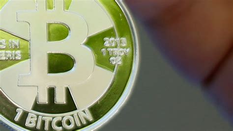 Der B Rsen Tag Bitcoin Steigt Erstmals Ber Us Dollar N Tv De