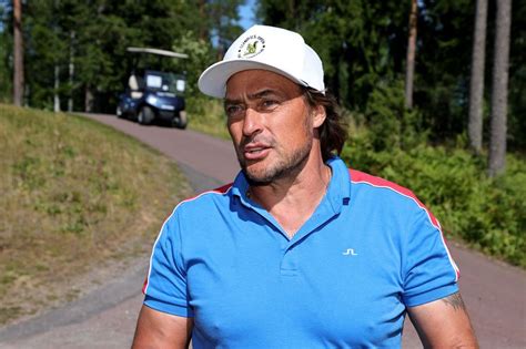 Teemu Selänteen julkaisemista koiravideoista nousi suuri kohu