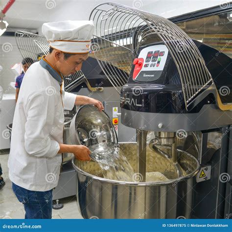 bread machine flour 10