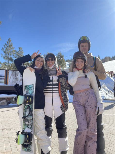 Samantha On Twitter Snowboarding W Babe And Friends