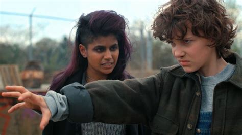 Watch Stranger Things - Season 2 • Episode 7 - Chapter Seven: The Lost ...
