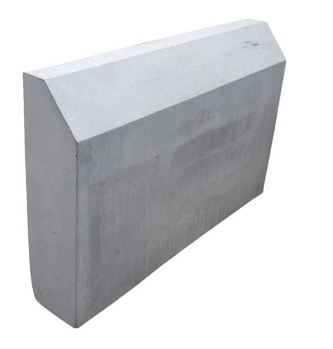 Outdoor Solid Concrete Kerb Stone For Landscaping 1 5 Kg At Rs 20