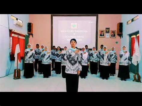 MARS PGRI Tim Paduan Suara SMP N 4 Pemalang HUT PGRI 2020 YouTube