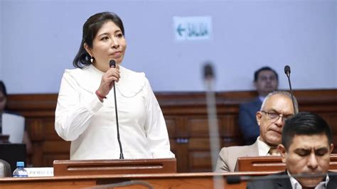 Betssy Chávez Pide Variar Pedido De Caución En Su Contra De 100 Mil A