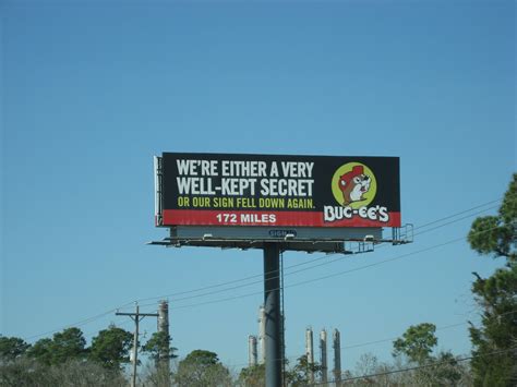 Buc Ee's Road Signs