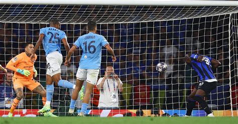 VIDEO Increíble Romelu Lukaku y su fallo gigantesco que condenó al