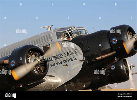 Junkers ju52 3m Fotos und Bildmaterial in hoher Auflösung Alamy