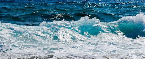 Hd Wallpaper Time Lapse Photography Of Ocean Waves Foam Spray