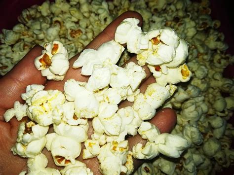 Соленый попкорн - пошаговый рецепт с фото (8024 просмотра)