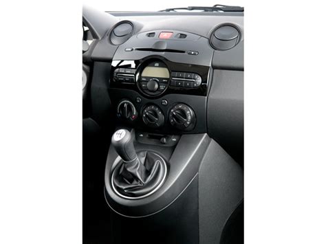 2013 Mazda Mazda2: 39 Interior Photos | U.S. News