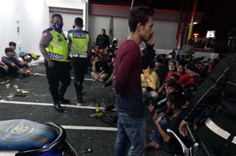 Sering Resahkan Pengguna Jalan Puluhan Anggota Geng Motor Diamankan