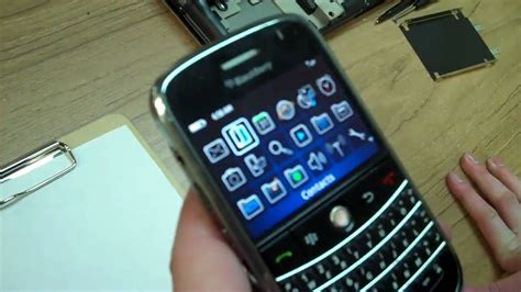 How To Fix A Stuck Blackberry Trackball Youtube