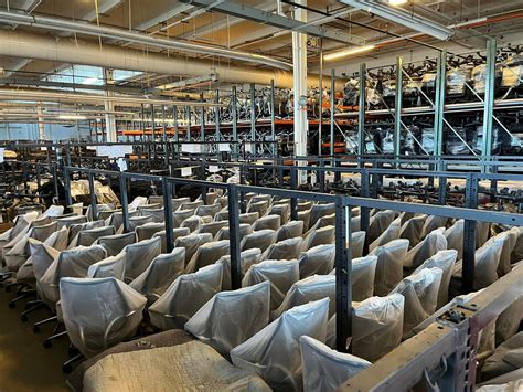 Staples closest to me search results show a major sale on office chairs 6